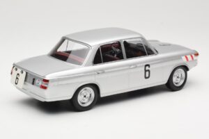 BMW 1800 TiSA #6 J. Munaron / K. Eppelein 24 Hours of Spa 1965 Minichamps 1:18 155652906 Metalli — kuva 2 / 6