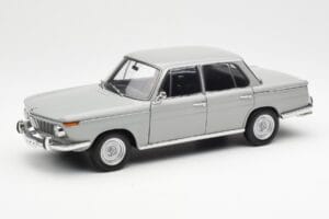 BMW 1800 TiSA Bernina Harmaa AUTOart 1:18 70621 Metalli