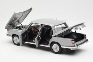 BMW 1800 TiSA Bernina Harmaa AUTOart 1:18 70621 Metalli — kuva 5 / 8