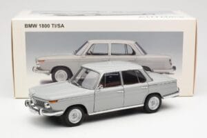 BMW 1800 TiSA Bernina Harmaa AUTOart 1:18 70621 Metalli — kuva 8 / 8