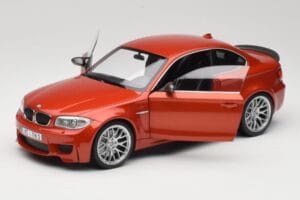 BMW 1M Coupe E82 Sakhir Orange Metallic Minichamps 1:18 110020020 Metalli — kuva 2 / 8