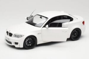 BMW 1M Coupe E82 Valkoinen Minichamps 1:18 110020022 Metalli — kuva 2 / 8