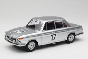 BMW 2000 Ti #17 J. Ickx / H. Hahne 24 Hours of Spa 1966 Winners Minichamps 1:18 107662517 Hartsi