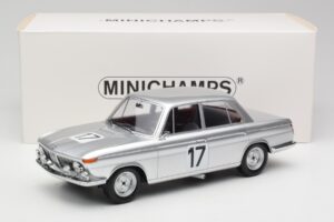 BMW 2000 Ti #17 J. Ickx / H. Hahne 24 Hours of Spa 1966 Winners Minichamps 1:18 107662517 Hartsi — kuva 6 / 6