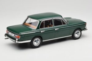BMW 2000 121 Vihreä MCG 1:18 MCG18542 Metalli — kuva 2 / 6