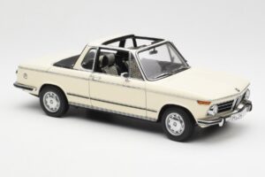 BMW 2002 Baur Avoauto E10 Chamonix Valkoinen AUTOart 1:18 70532 Metalli — kuva 6 / 8