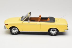 BMW 2002 Avoauto Kirkkaan Vihreä Minichamps 1:18 80430145820 Metalli — kuva 4 / 8