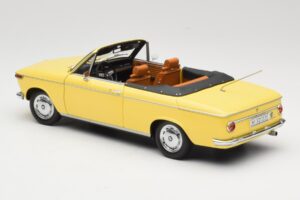 BMW 2002 Avoauto Kirkkaan Vihreä Minichamps 1:18 80430145820 Metalli — kuva 7 / 8