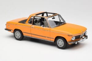 BMW 2002 E10 Cabriolet Colorado Oranssi AUTOart 1:18 80430300713 Metalli — kuva 6 / 8