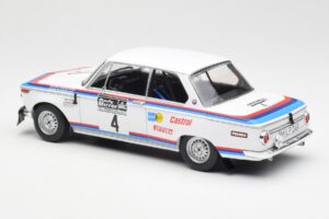 BMW 2002 #4 B. Waldegard / H. Thorzelius RAC Rally 1973 IXO 1:18 18RMC163 Metalli — kuva 5 / 6