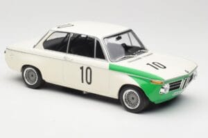 BMW 2002 Tii E10 #10 H. Hahne / D. Quester Winners Nurburgring 1968 Minichamps 1:18 155682710 Metalli — kuva 4 / 6