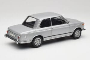 BMW 2002 Tii Polaris Hopea AUTOart 1:18 80430146517 Metalli — kuva 3 / 8