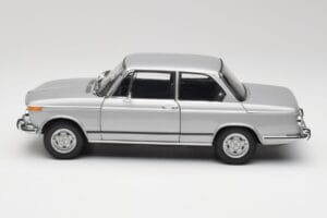 BMW 2002 Tii Polaris Hopea AUTOart 1:18 80430146517 Metalli — kuva 4 / 8