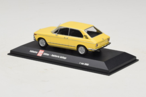 BMW 2002 Touring Keltainen Minichamps 1:43 403021115 Metalli — kuva 3 / 4