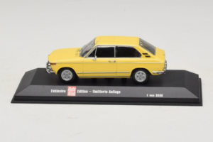 BMW 2002 Touring Keltainen Minichamps 1:43 403021115 Metalli