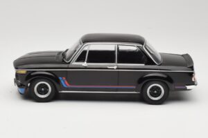 BMW 2002 Turbo Musta Minichamps 1:18 155026204 Metalli — kuva 3 / 6