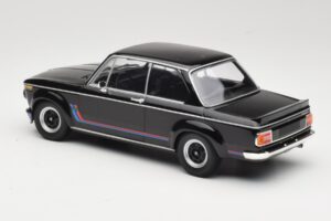 BMW 2002 Turbo Musta Minichamps 1:18 155026204 Metalli — kuva 5 / 6