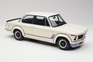 BMW 2002 Turbo E10 Chamonix Valkoinen Otto 1:12 G077 Hartsi — kuva 3 / 5