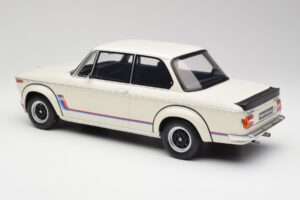 BMW 2002 Turbo E10 Chamonix Valkoinen Otto 1:12 G077 Hartsi — kuva 4 / 5