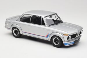 BMW 2002 Turbo E10 Hopea Minichamps 1:18 155026201 Metalli — kuva 4 / 6
