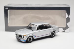BMW 2002 Turbo E10 Hopea Minichamps 1:18 155026201 Metalli — kuva 6 / 6