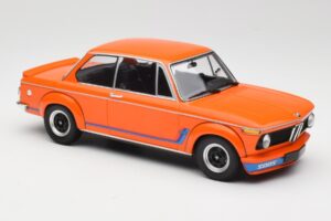 BMW 2002 Turbo Oranssi Minichamps 1:18 155026202 Metalli — kuva 4 / 6