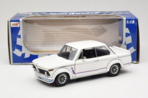 BMW 2002 Turbo E10 Valkoinen Anson 1:18 30393 Metalli — kuva 8 / 8