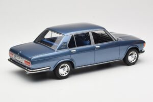 BMW 2500 E3 Blue Metallic BoS Models 1:18 BOS030 Hartsi — kuva 2 / 6