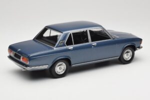 BMW 2500 E3 Blue Metallic Minichamps 1:18 155029200 Metalli — kuva 2 / 6