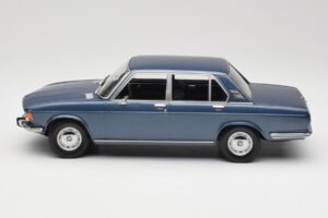BMW 2500 E3 Blue Metallic Minichamps 1:18 155029200 Metalli — kuva 3 / 6