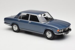 BMW 2500 E3 Blue Metallic Minichamps 1:18 155029200 Metalli — kuva 4 / 6