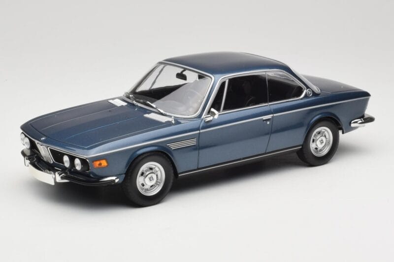 BMW 2800 CS E9 Sininen Metallic Minichamps 1:18 155028032 Metalli