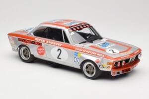 BMW 2800 CS E9 #2 Team Schnitzer J. Fitzpatrick / H. Heyer Winners Grand Prix Touring Cars Nurburgring 1972 Minichamps 1:18 1 — kuva 4 / 6