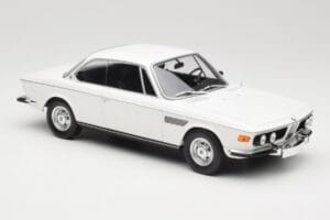 BMW 2800 CS E9 Valkoinen Minichamps 1:18 155028030 Metalli — kuva 4 / 6