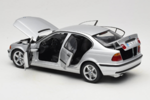 BMW 3 Series E46 Hopea UT Models 1:18 80439421535 Metalli — kuva 5 / 8