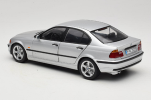 BMW 3 Series E46 Hopea UT Models 1:18 80439421535 Metalli — kuva 7 / 8