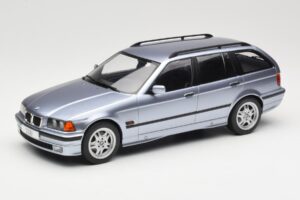 BMW 3 Series E36 Touring Blue Metallic MCG 1:18 MCG18365 Metalli