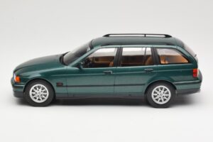BMW 3 Series E36 Touring Green Metallic MCG 1:18 MCG18366 Metalli — kuva 3 / 6