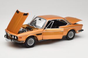 BMW 3.0 CSi E9 Gold Metallic Minichamps 1:18 180029027 Metalli — kuva 2 / 8