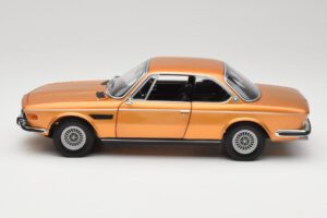 BMW 3.0 CSi E9 Gold Metallic Minichamps 1:18 180029027 Metalli — kuva 4 / 8