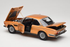 BMW 3.0 CSi E9 Gold Metallic Minichamps 1:18 180029027 Metalli — kuva 5 / 8