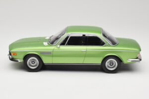 BMW 3.0 CSi E9 Green Metallic Minichamps 1:18 155028034 Metalli — kuva 3 / 6
