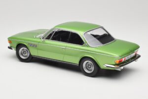 BMW 3.0 CSi E9 Green Metallic Minichamps 1:18 155028034 Metalli — kuva 5 / 6