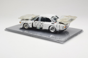 BMW 3.0 CSL Art Car Frank Stella Minichamps 1:18 80430150928 Metalli — kuva 5 / 6