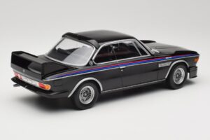 BMW 3.0 CSL E9 Musta Minichamps 1:18 155028134 Metalli — kuva 2 / 6