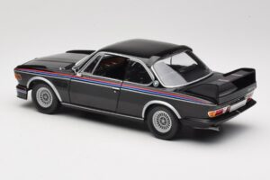 BMW 3.0 CSL E9 Musta Minichamps 1:18 180029025 Metalli — kuva 7 / 8