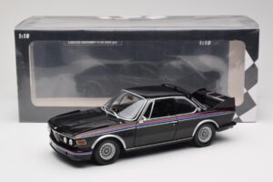 BMW 3.0 CSL E9 Musta Minichamps 1:18 180029025 Metalli — kuva 8 / 8
