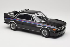 BMW 3.0 CSL E9 Musta Minichamps 1:18 155028134 Metalli — kuva 4 / 6