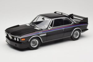 BMW 3.0 CSL E9 Musta Minichamps 1:18 155028134 Metalli