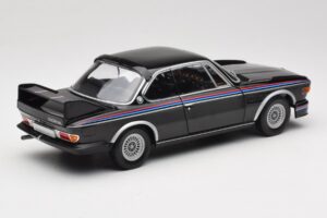 BMW 3.0 CSL E9 Musta Minichamps 1:18 180029025 Metalli — kuva 3 / 8